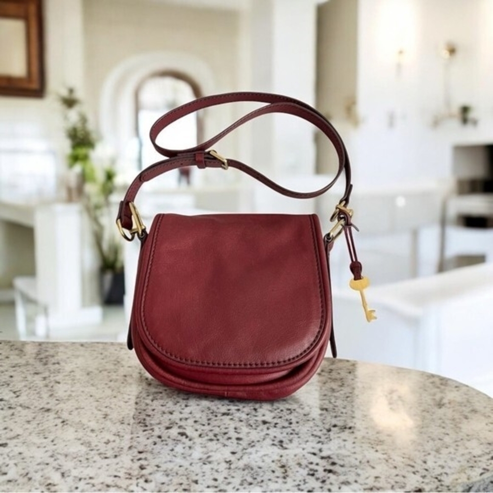 Fossil Rumi Burgundy Leather Crossbody Shoulder Bag Gold Hardware Very Good - Picture 6 of 12